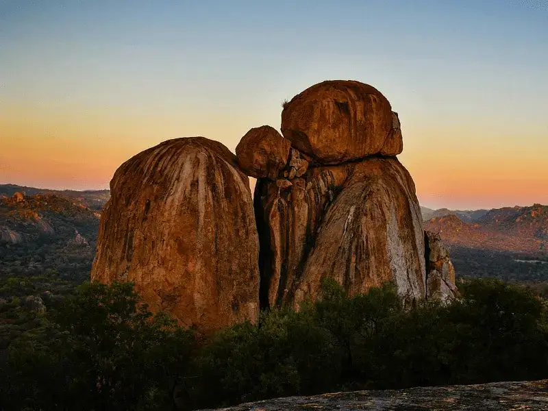 9 Days Victoria Falls To Matopo Hills